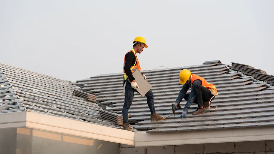 Navigating Roofing Projects: Tips For Choosing The Right Contractor In San Diego